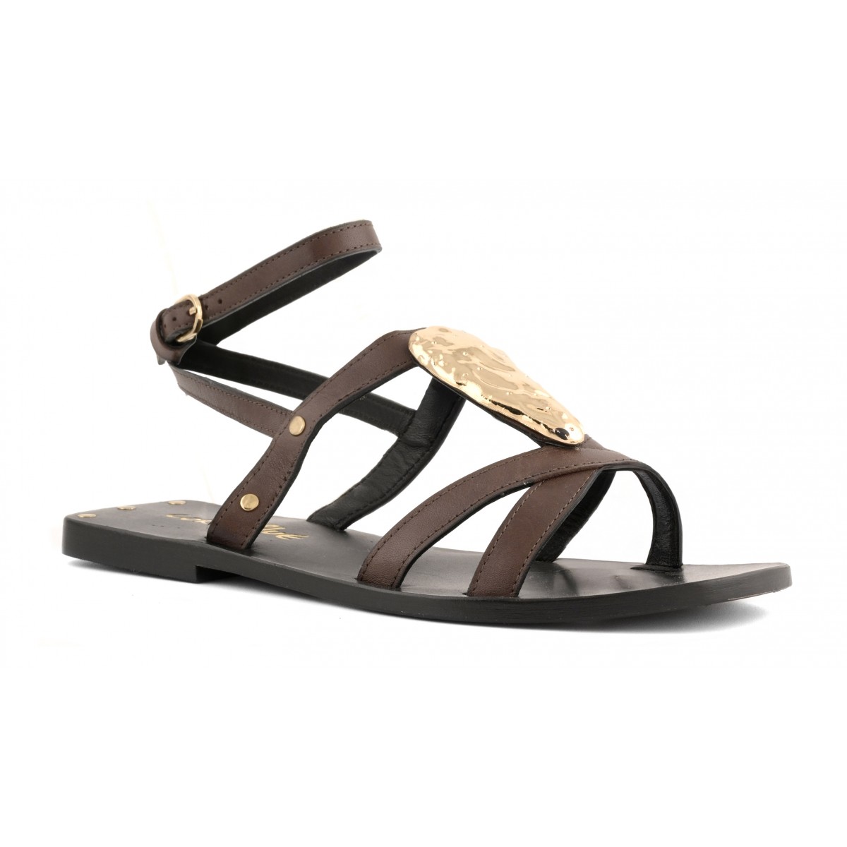 Sandalo in pelle con accessorio in metallo