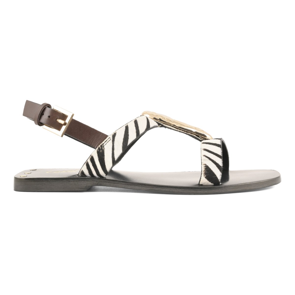 Sandalo in pelle con accessorio in metallo