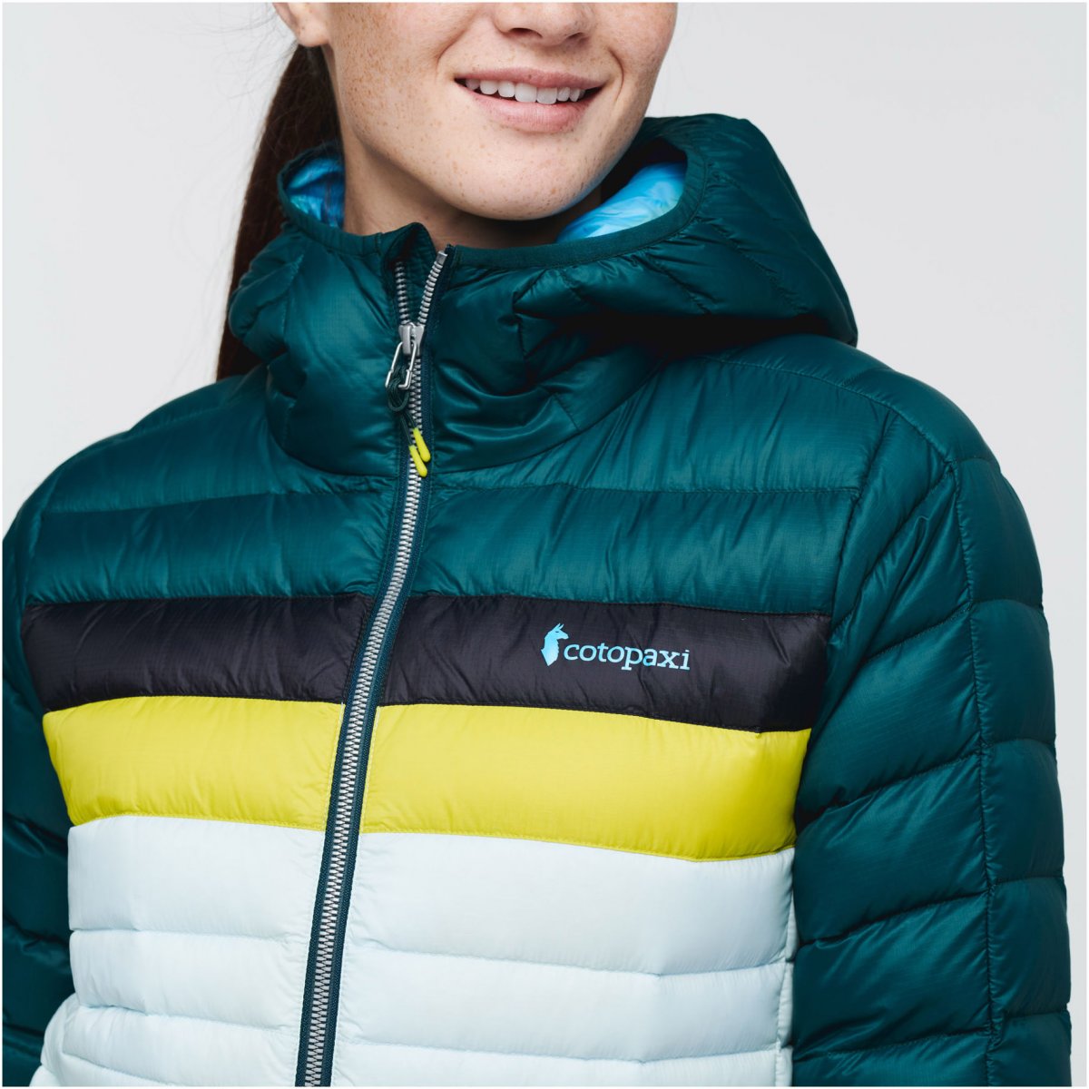Fuego Down Hooded Jacket Woman