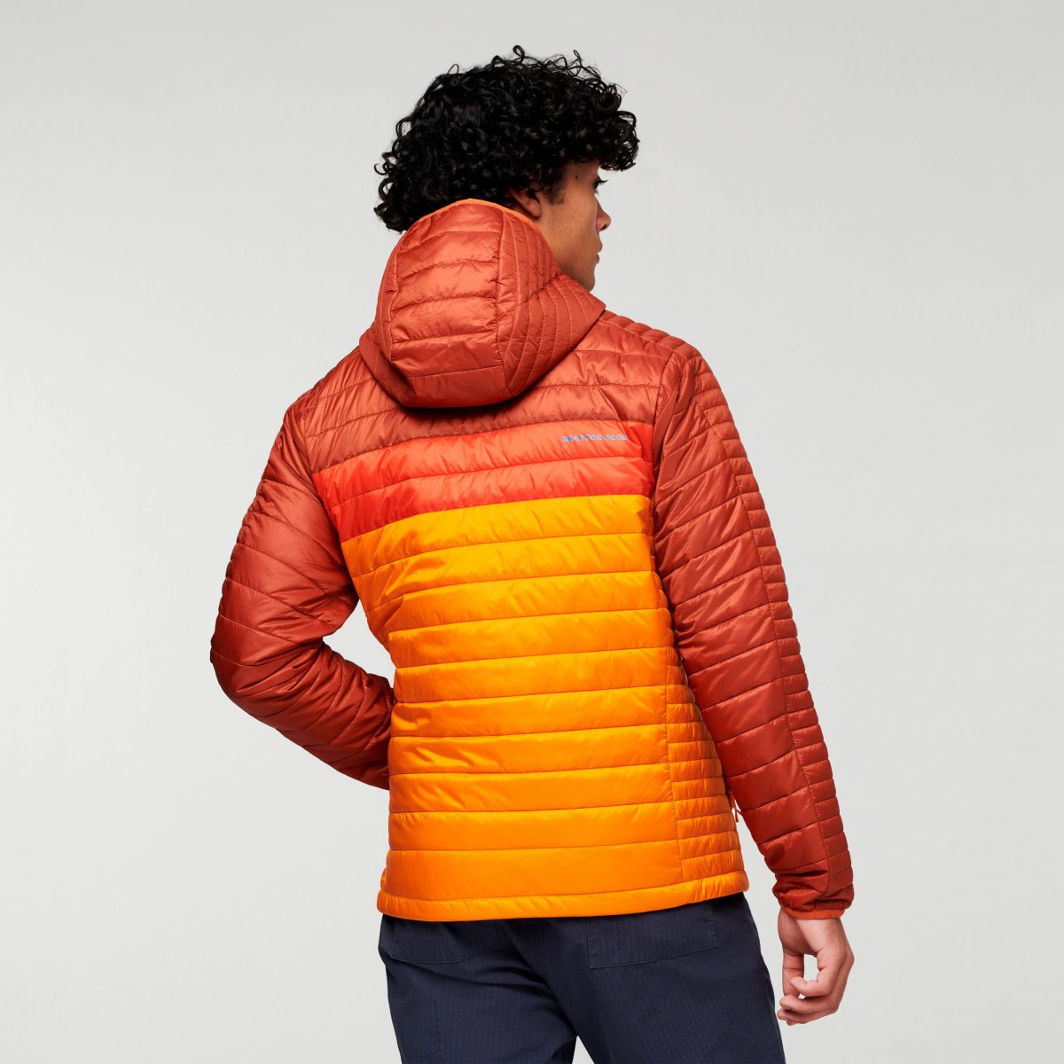 Capa Hooded Jacket M