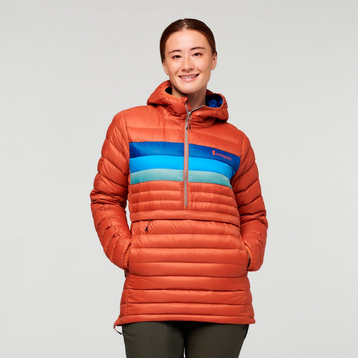 Fuego Down Hooded Pullover Woman