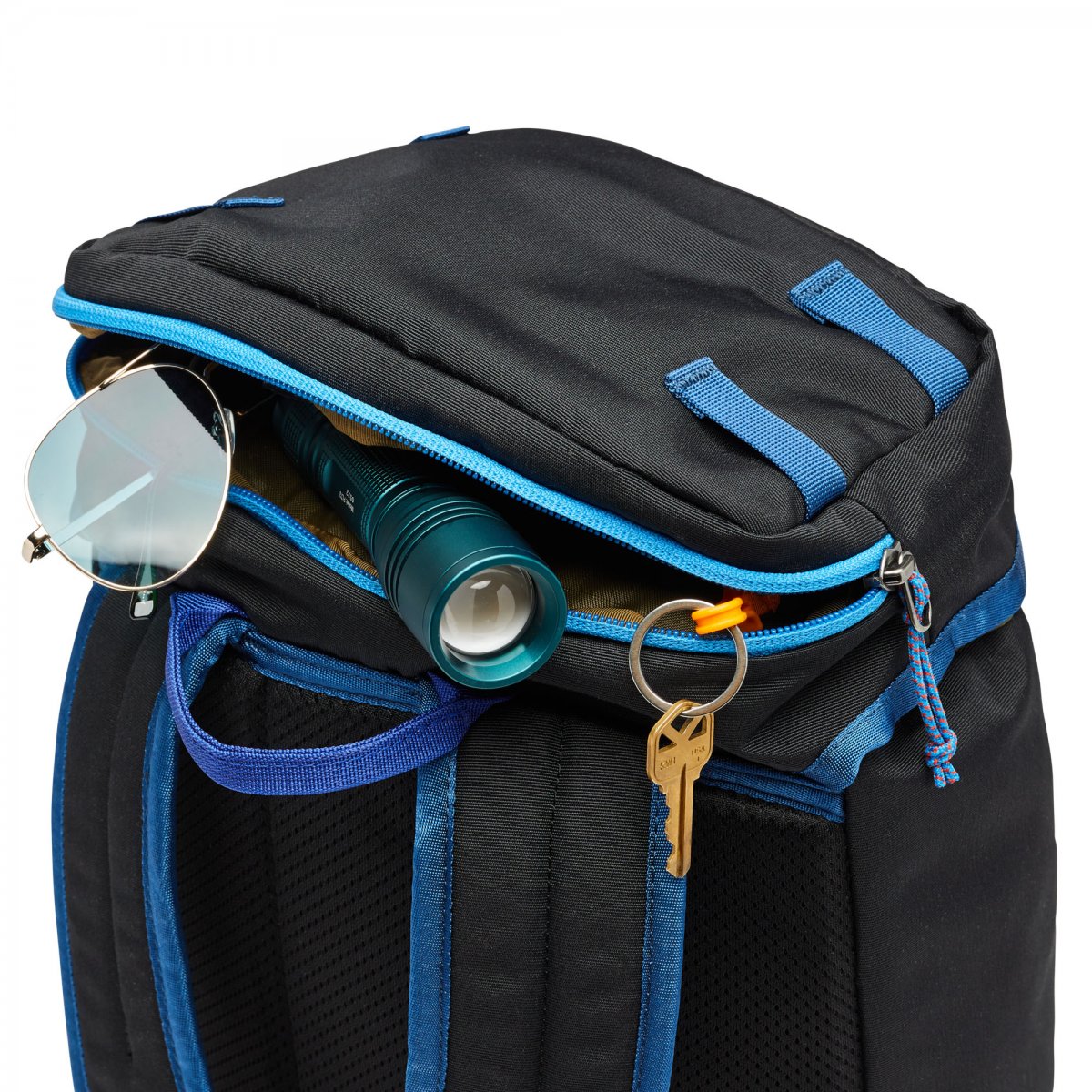 Tapa 22L Backpack - Cada DIa