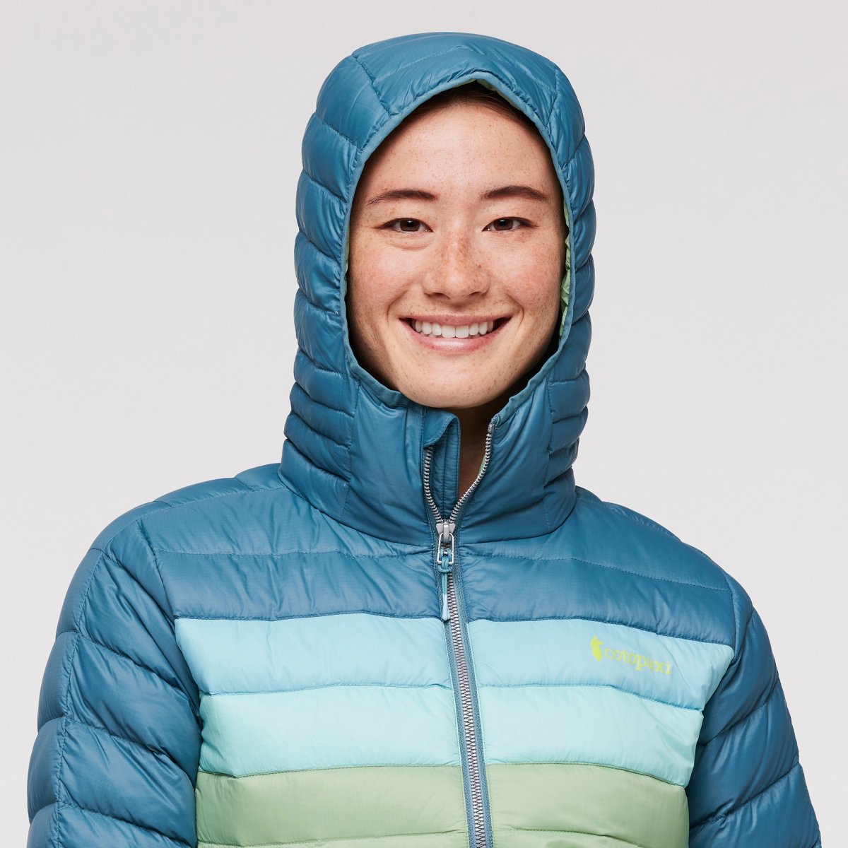 Fuego Down Hooded Jacket Woman