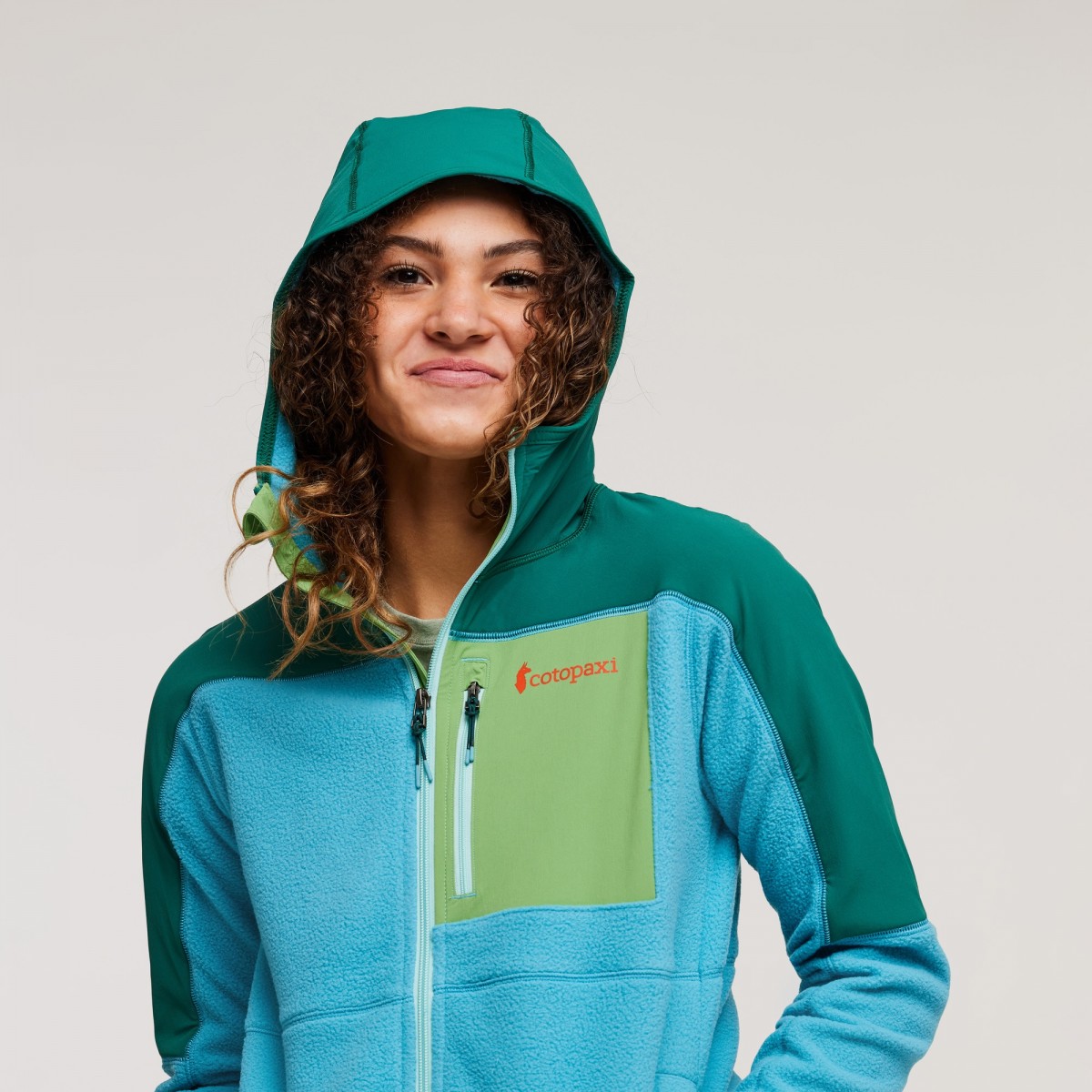 Abrazo Hooded Full-Zip Fleece Jacket Woman
