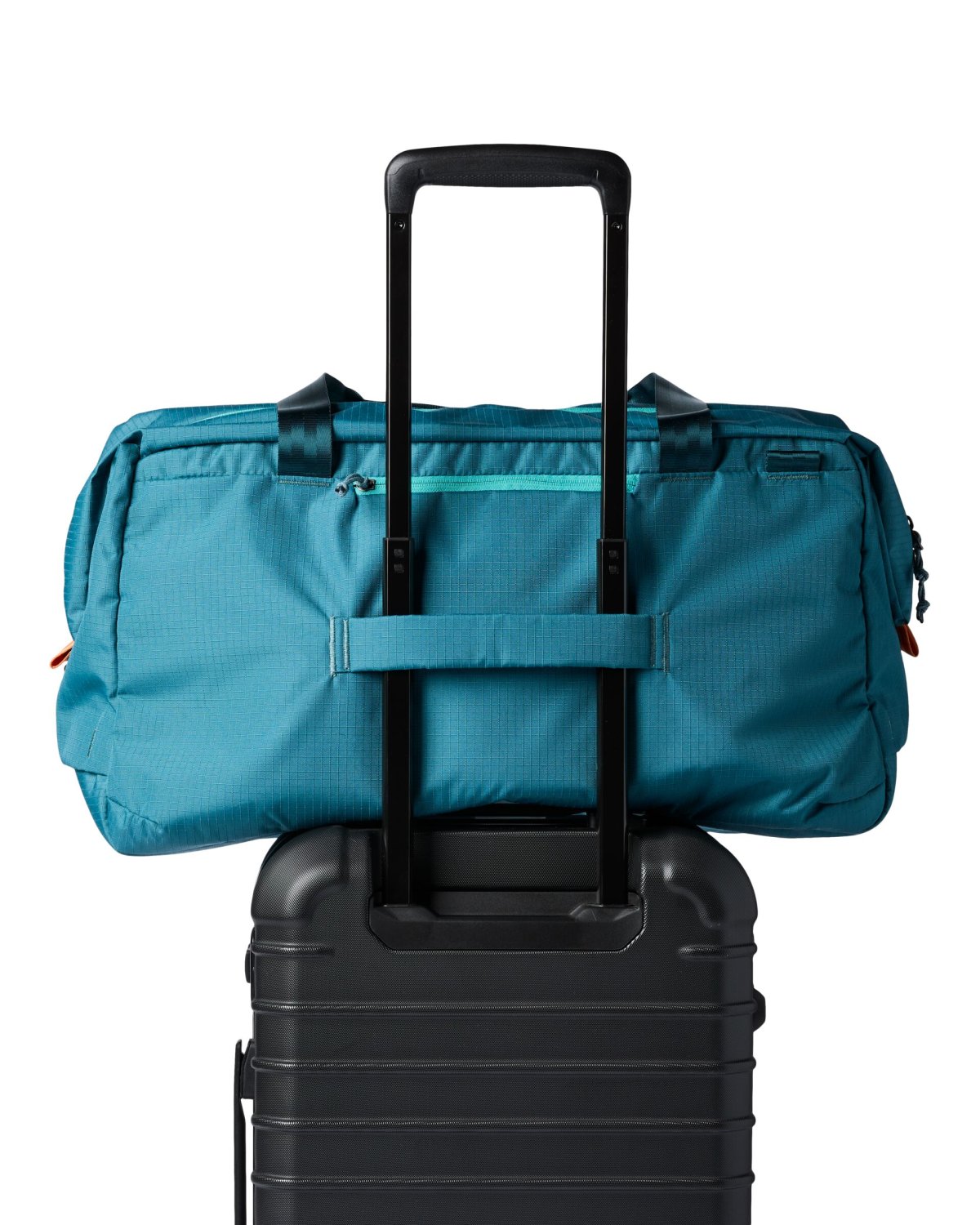 Viaje 45L Travel Duffel