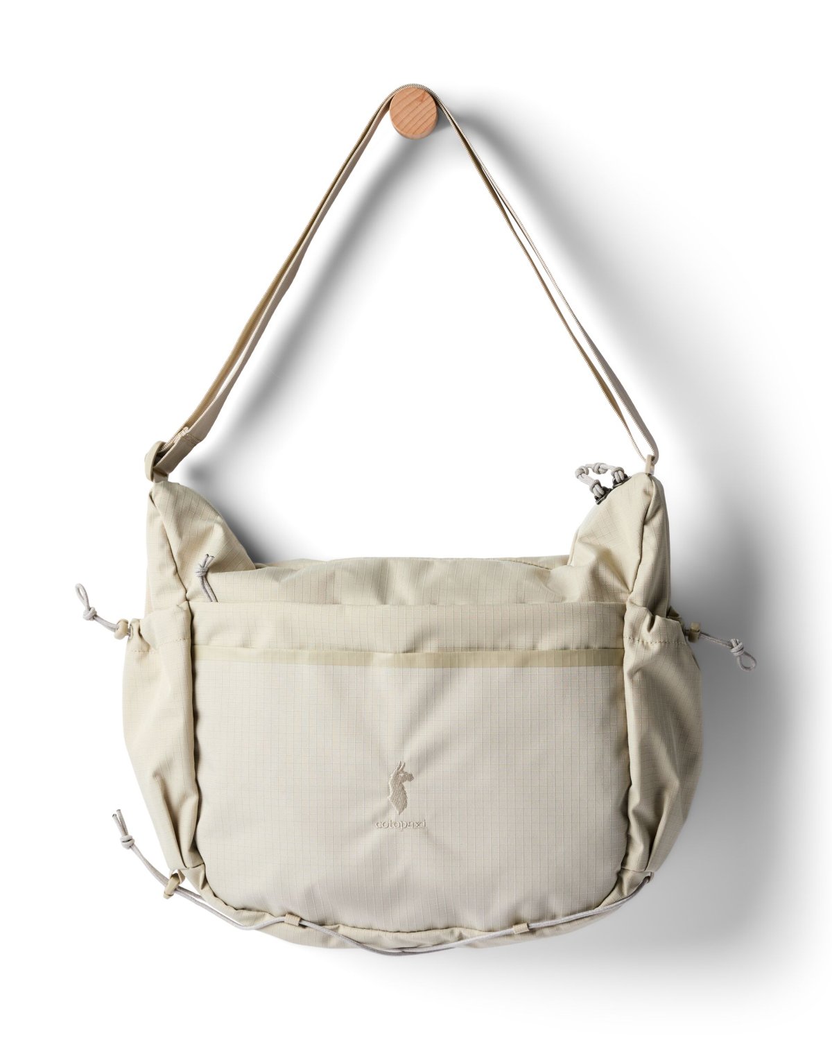 Viaje 12L Shoulder Bag