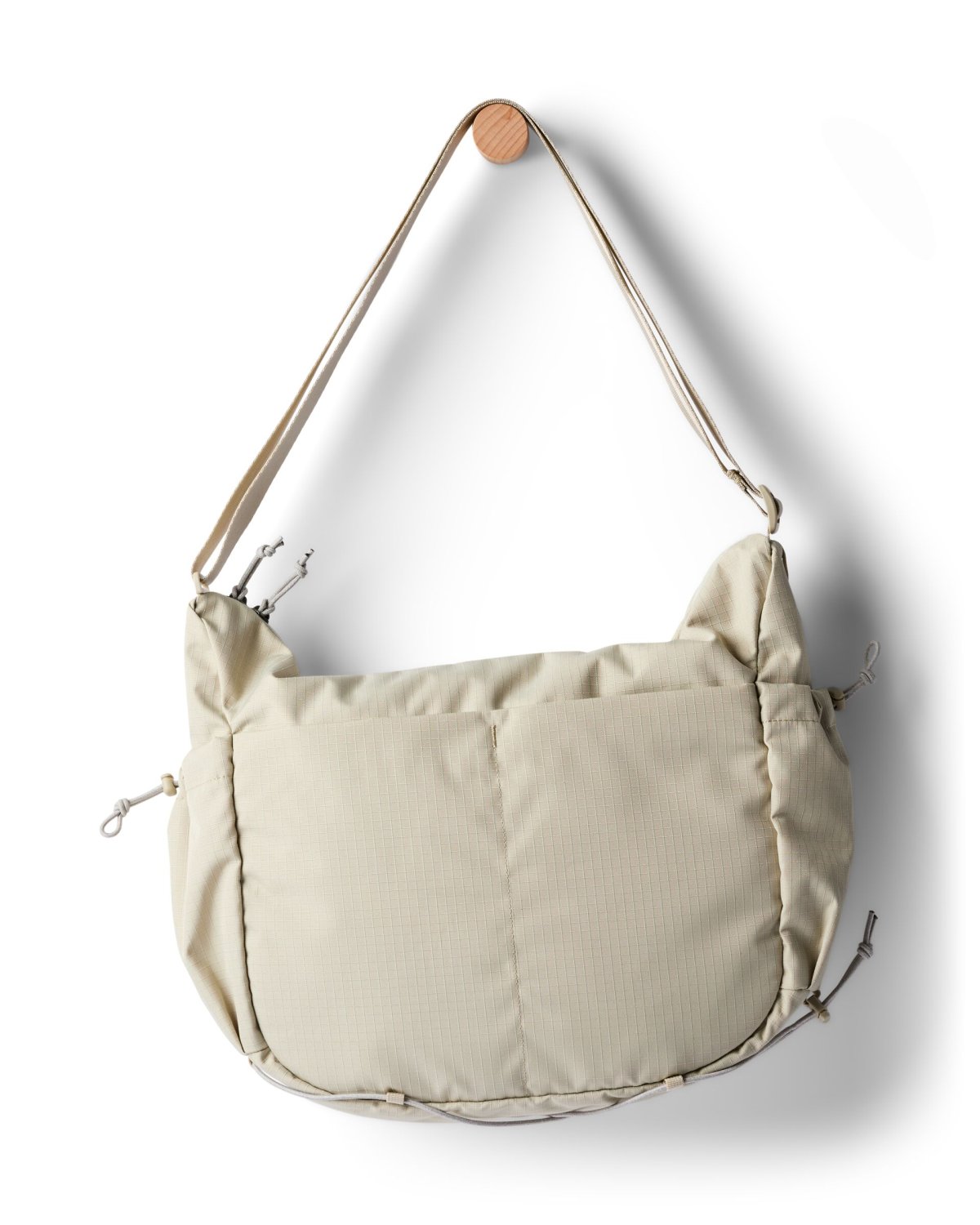 Viaje 12L Shoulder Bag