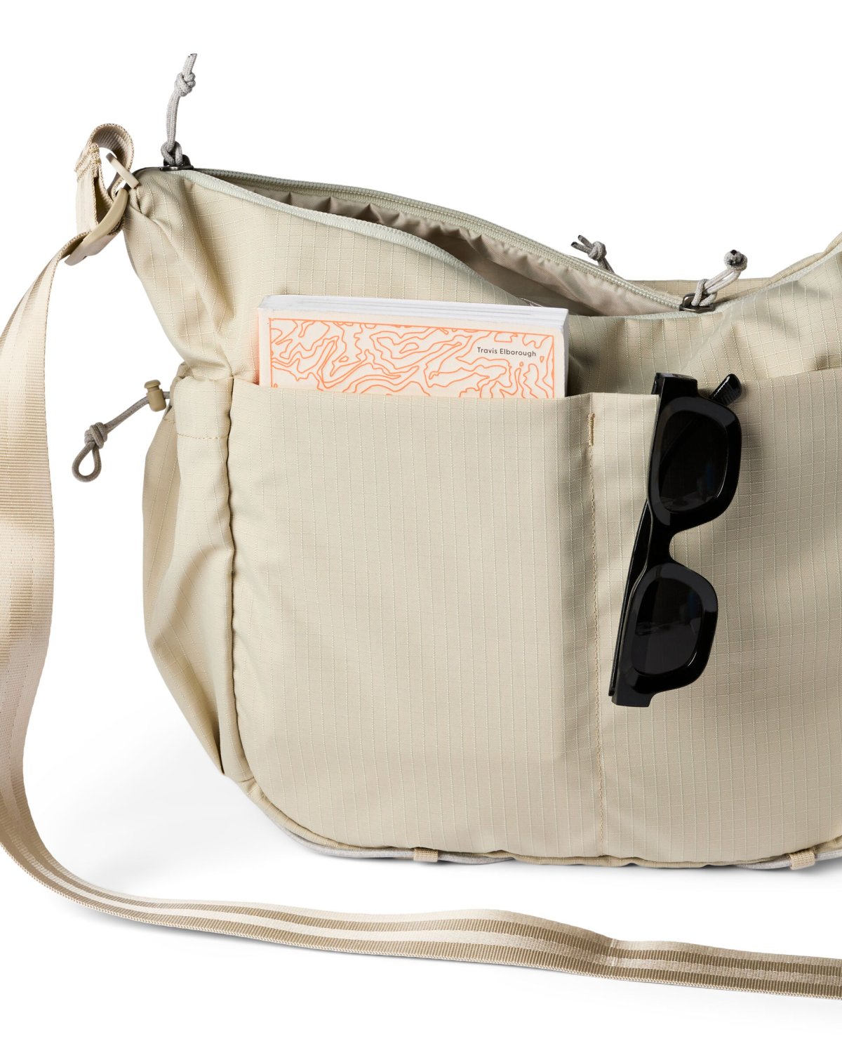Viaje 12L Shoulder Bag