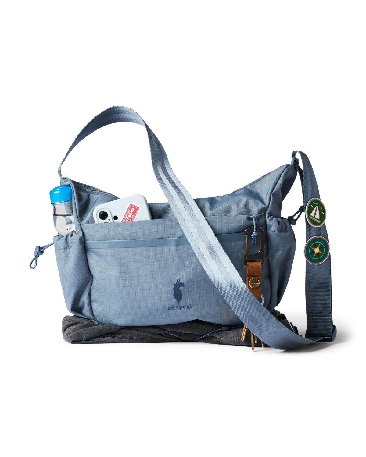 Viaje 9L Shoulder Bag