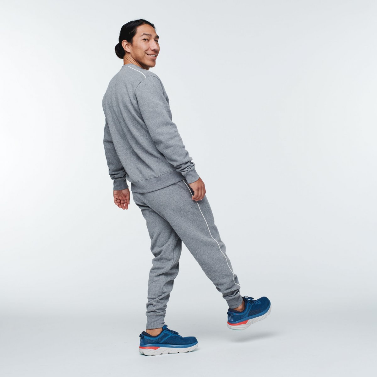 Do Good Organic Crew Sweatshirt Man