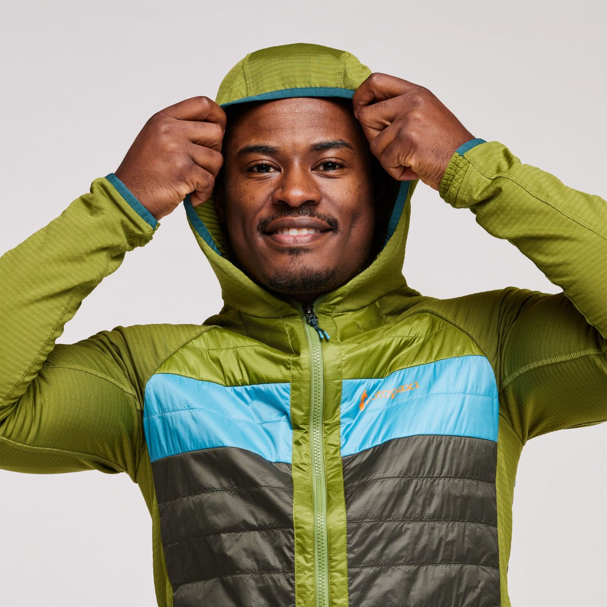 Capa Hybrid Insulated Hooded Jacket Man