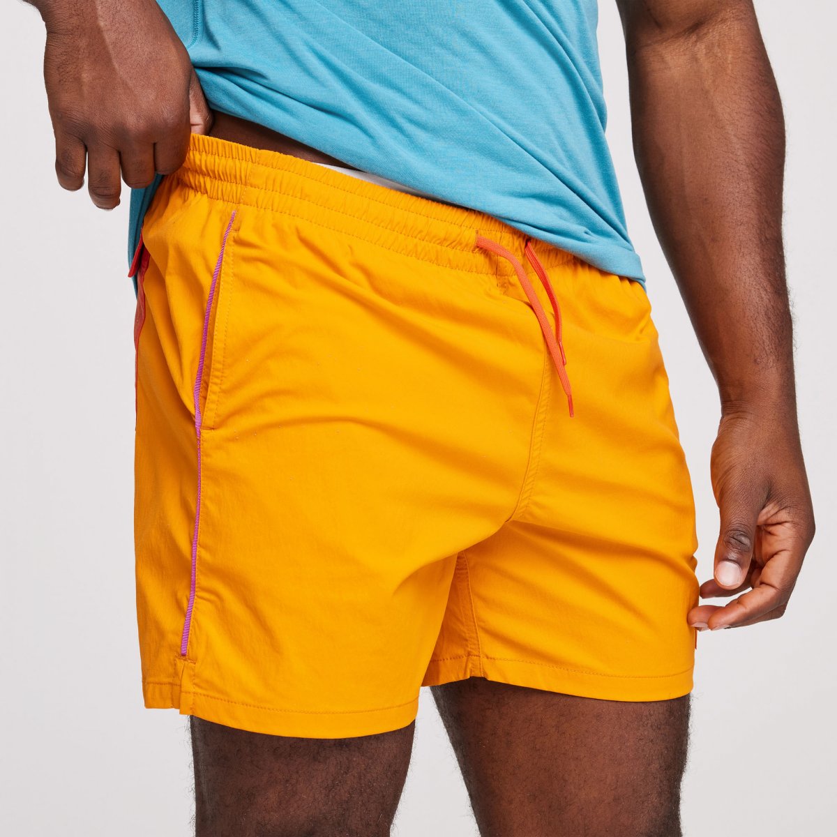 Brinco 5' Short - Solid Man