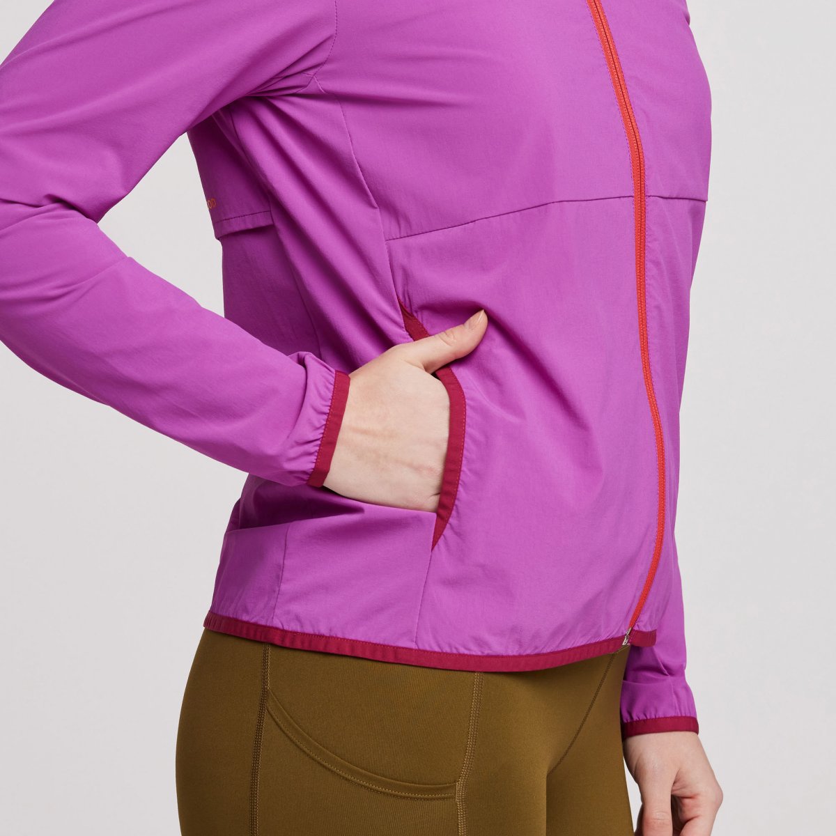 Vuelta Performance Windbreaker Woman