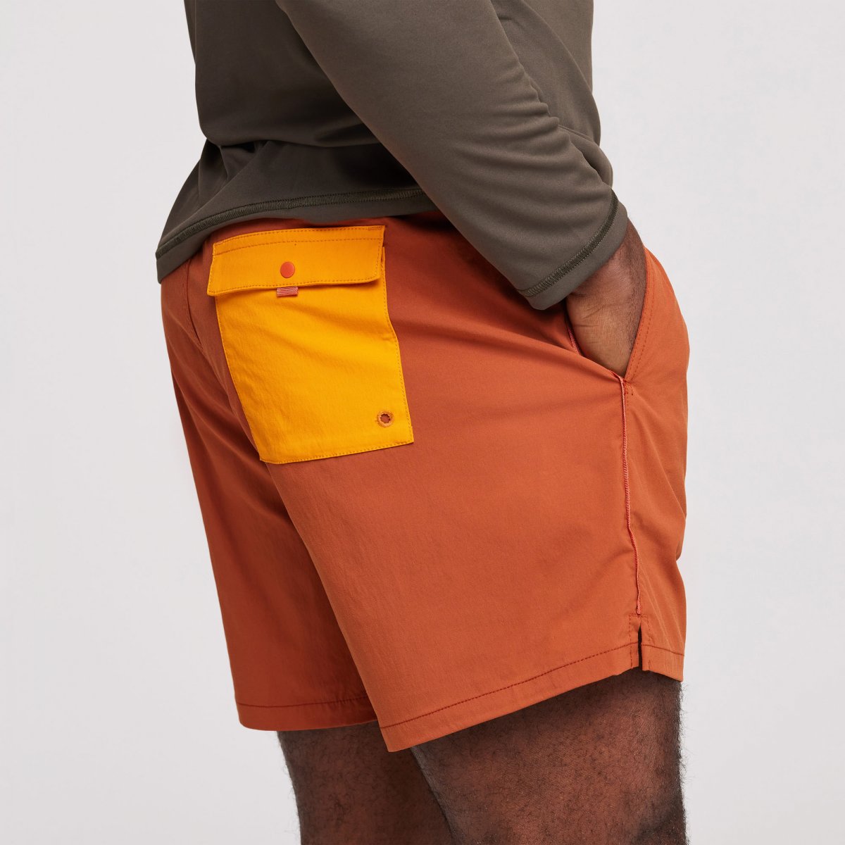 Brinco 5' Short - Solid Man