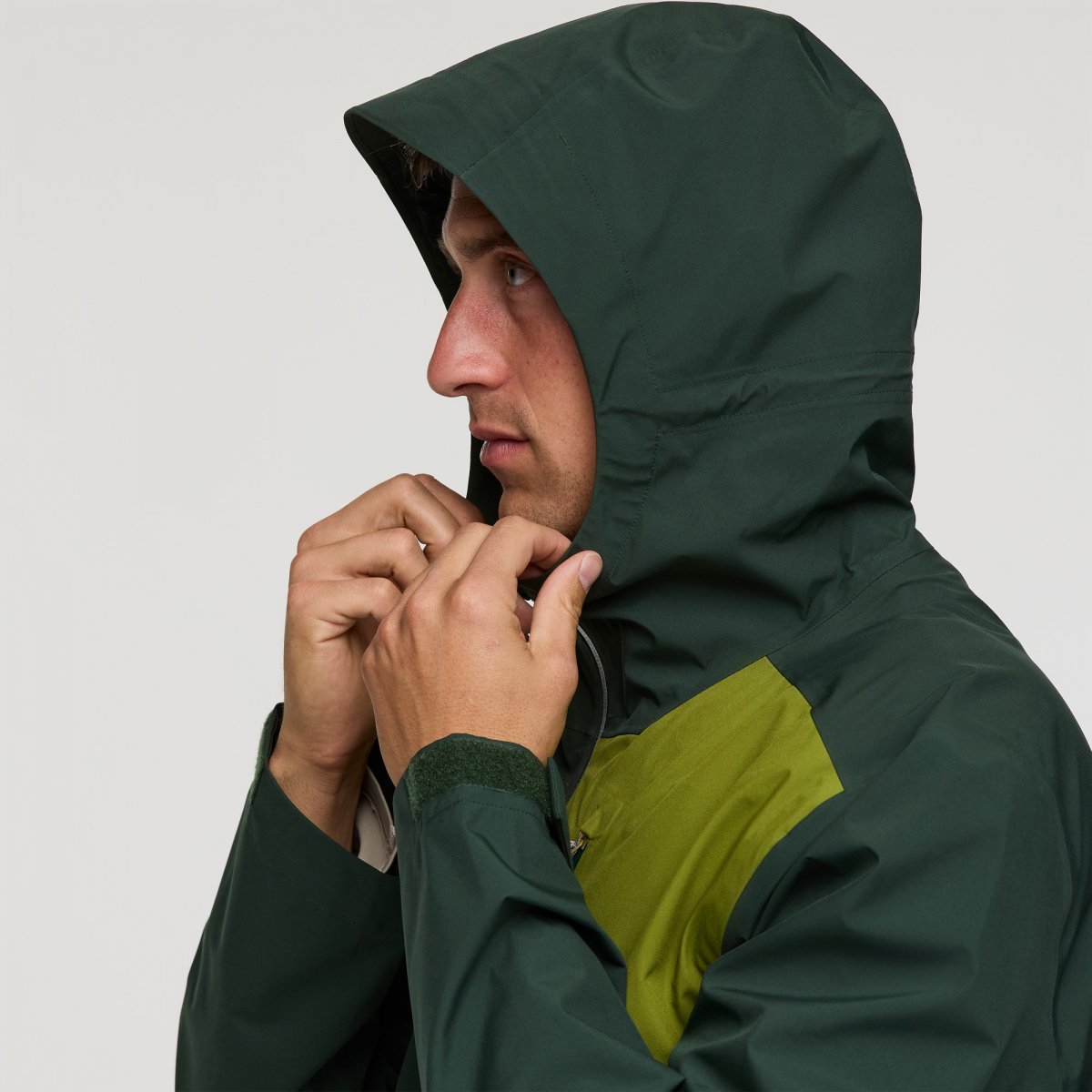 Impermeo 3L Hooded Shell Jacket Man