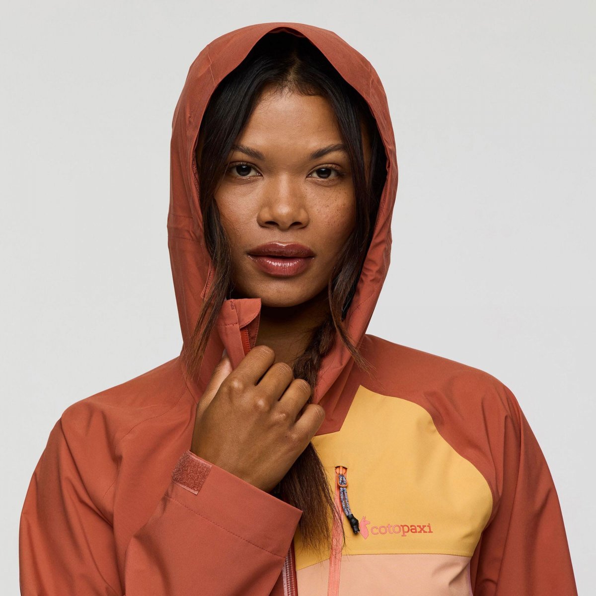 Impermeo 3L Hooded Shell Jacket Woman