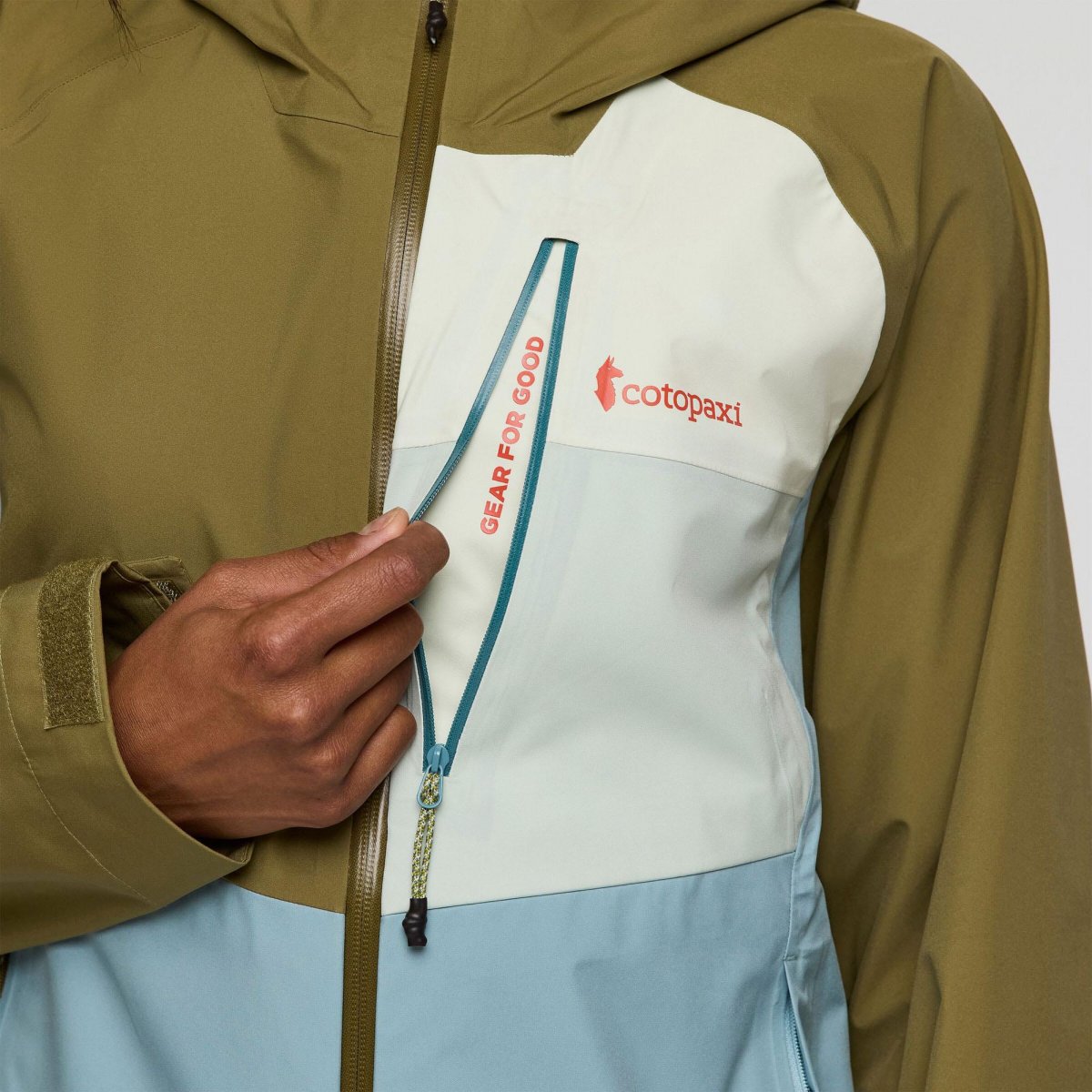 Impermeo 3L Hooded Shell Jacket Woman