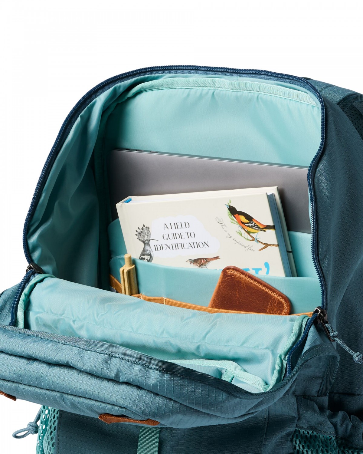 Clase 28L Daypack