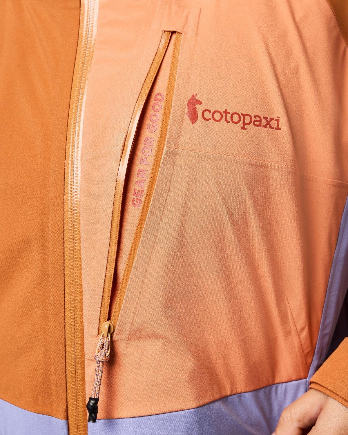 Impermeo 3L Hooded Shell Jacket Woman