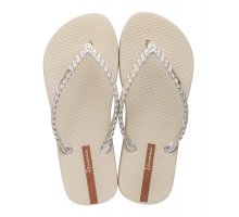 AJ636