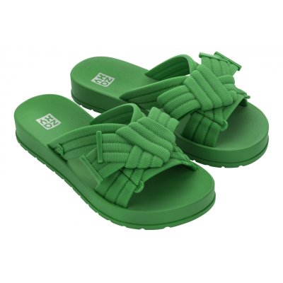 ZAXY URBANA SLIDE AD