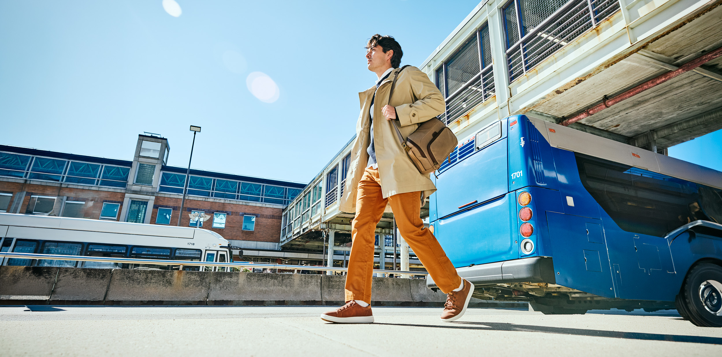 Collezione Uomo | text-start